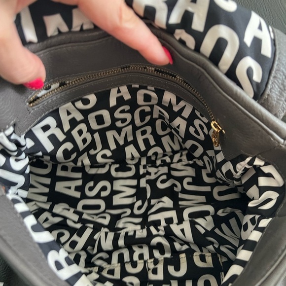 Marc By Marc Jacobs Women's Classic Q Lil Ukita Taupe Handbag - Picture 7 of 16